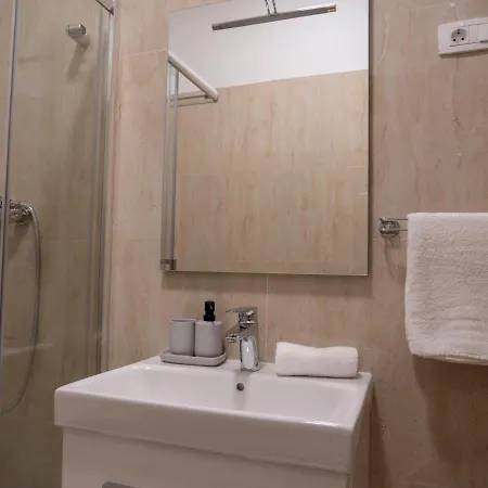 Apartament Aura *