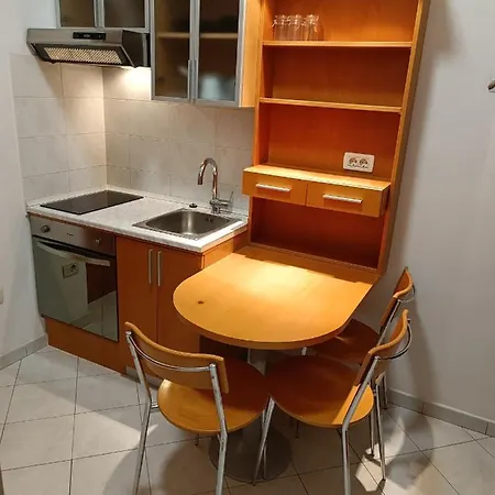 Aura * Deskle